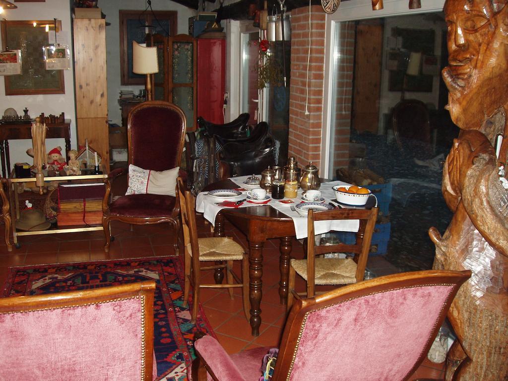 Cascina Nel Bosco Bed & Breakfast Moncucco Torinese Bagian luar foto
