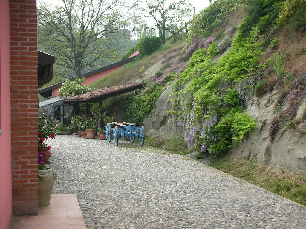 Cascina Nel Bosco Bed & Breakfast Moncucco Torinese Bagian luar foto