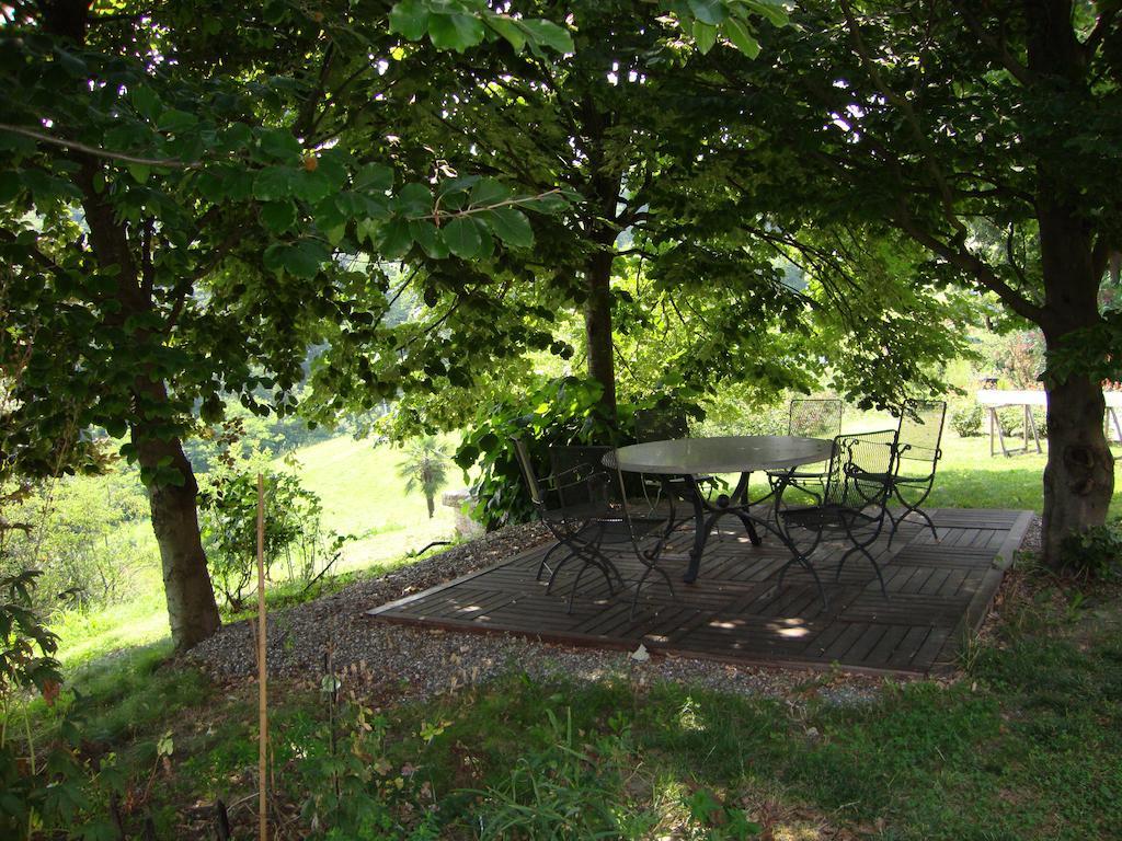 Cascina Nel Bosco Bed & Breakfast Moncucco Torinese Bagian luar foto
